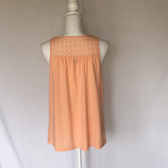 ✔️FINAL PRICE⬇️ Old Navy sleeveless eyelet top - Picture 2 of 5